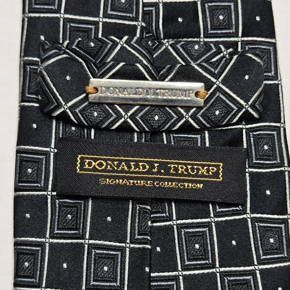 Donald J Trump Necktie Mens Classic Black Geometric Silk‎ Signature Collection